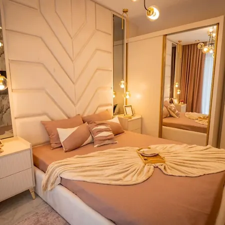Luxury In The Center Of 100m To The Sea Lägenhet Alanya
